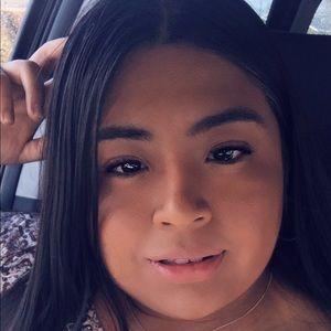 Meet your Posher, Edith